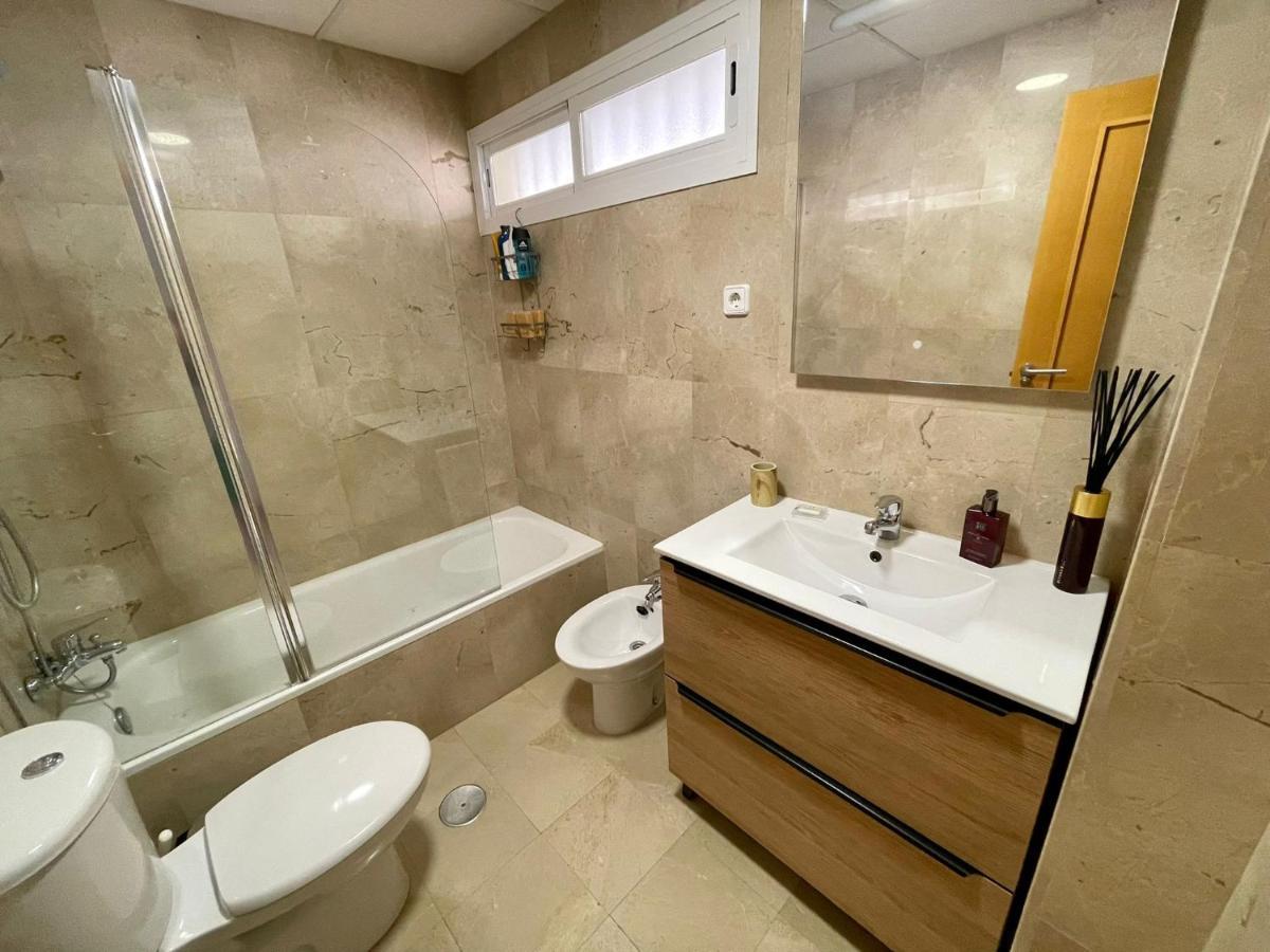 Apartamento Primera Linea De Playa Isla Cristina Urbanizacion Zarati Exterior photo