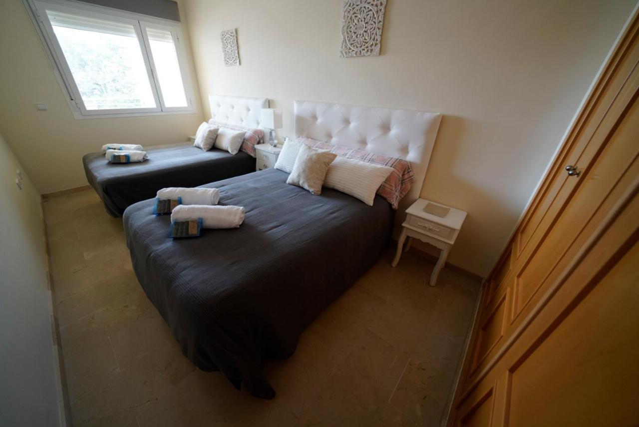Apartamento Primera Linea De Playa Isla Cristina Urbanizacion Zarati Exterior photo